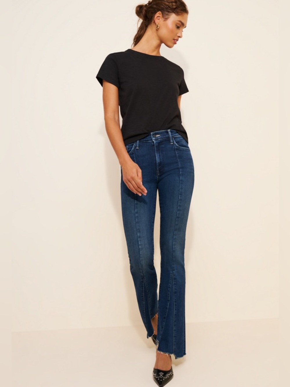 MOTHER The Insider Skimp Pointy Fray Bootcut Jeans